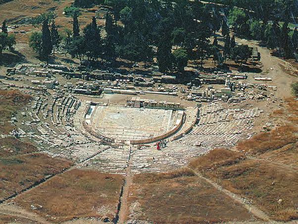 ΣΤΑ ΑΡΧΑΙΑ ΧΡΟΝΙΑ 127 5η ΕΝΟΤΗΤΑ ΘΕΜΑΤΑ ΑΠΟ ΤΗΝ ΑΡΧΑΙΑ ΙΣΤΟΡΙΑ ΚΕΦΑΛΑΙΟ 41α Μια παράσταση αρχαίου θεάτρου Στην Αθήνα γιορτάζονται αυτόν τον καιρό οι μεγάλες γιορτές του Διονύσου.