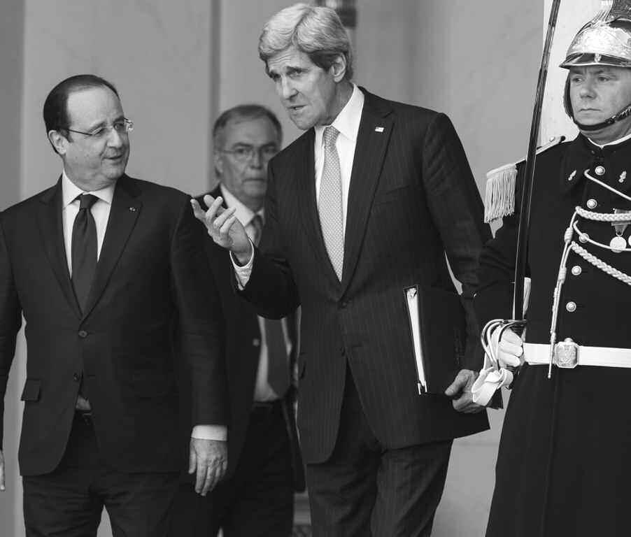 Νωρίτερα, συνομιλίες για ην ουκρανική κρίση είχε ο άλλος Πρόεδρος Φρανσουά λάντ με τους υπουργούς Εξωερικών των Η.Π.Α.