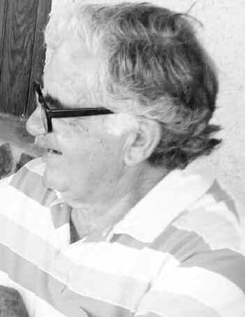 Γι αυτό εμείς που την κατοικούμε πρέπει να την προσέχουμε και να τη διατηρούμε όμορφη γιατί στους δύσκολους καιρούς που ζούμε, που οι επιχειρήσεις είναι στην ύξη και τα αγροτικά στην καάψυξη, δεν μας