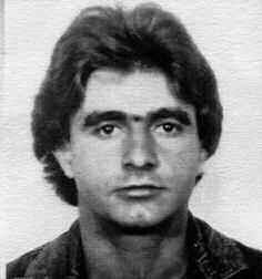 δύο άνεργοι χωρίς οικονομική δυνατότητα. Ζητούν είτε εργασία, είτε οικονομική βοήθεια στο λογαριασμό της Εθνικής Τράπεζας 489/384888-47.
