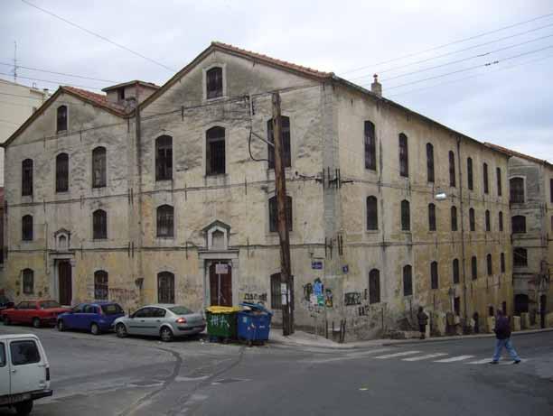 5.1 Συνθήκες περιβάλλοντος και επίδραση στον σχεδιασμό Δομικά υλικά Ο καπνός εξαρτάται κυρίως από παράγοντες που επηρεάζουν και αφορούν στην ποιότητά του, αυτοί είναι : η υγρασία, η θερμοκρασία, η