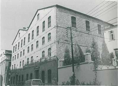 [Σύνοψη] Δύναται να θεωρήσουμε την παρακάτω λογική για την περίπτωση των καπναποθηκών στην πόλη της Καβάλας.