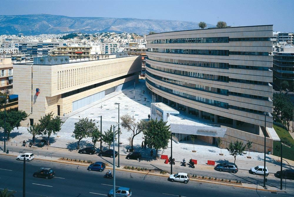 Εθνική Ασφαλιστική Η Εθνική Ασφαλιστική είναι η αρχαιότερη ασφαλιστική εταιρία στην Ελλάδα.