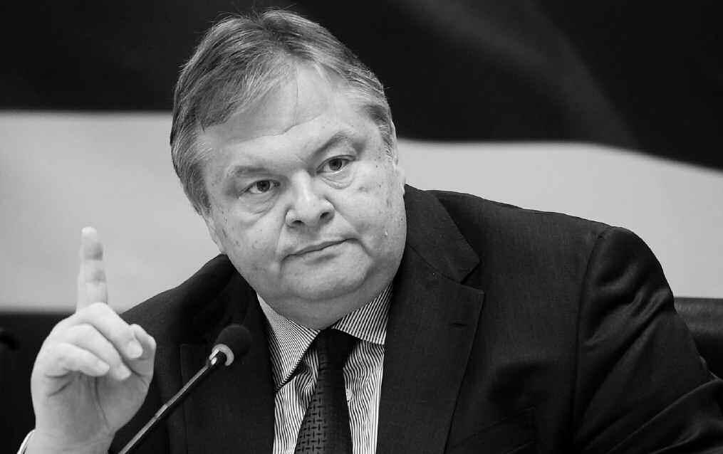 8 ίντσες μεγάλο πουλί