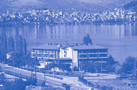 της ΑΓ. ΠΑΡΑΣΚΕΥΗΣ από όπου μπορεί κανείς να θαυμάσει τμήμα του εντυπωσιακού φαραγγιού του ΒΙΚΟΥ.