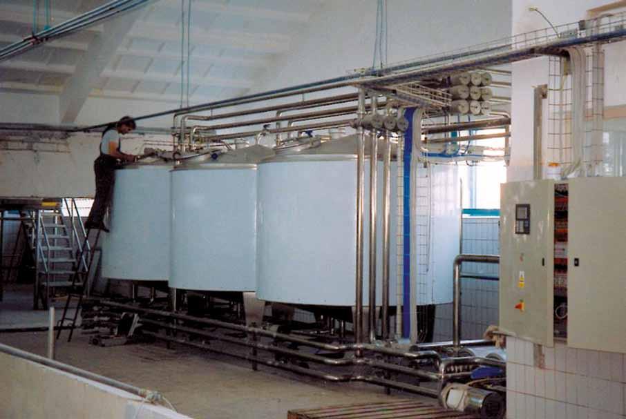 Dekso-plast MS 15 10 l Biela proti plesňová akrylátová farba. Obsahuje fungicídy, ktoré zamedzujú tvorbe plesní. Poskytuje polo matný a veľmi robustný povrch, ktorý odoláva vysokotlakovému čisteniu.