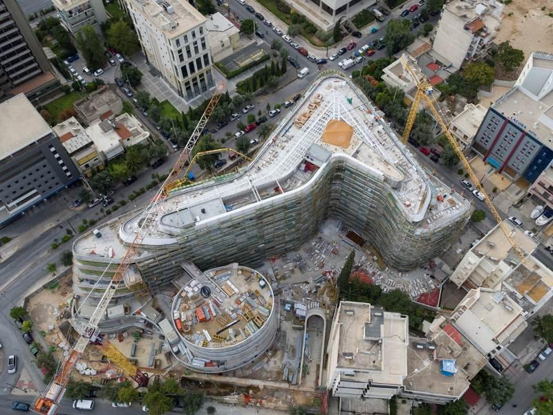2. ΕΙΣΑΓΩΓΗ Η υλοποίηση των ορθομαρμαρώσεων του εξωτερικού φλοιού του νέου κτιριακού συγκροτήματος γραφείων ιδιοκτησίας Anangel Maritime Group of Companies λόγω του ιδιαίτερου αρχιτεκτονικού σχήματος