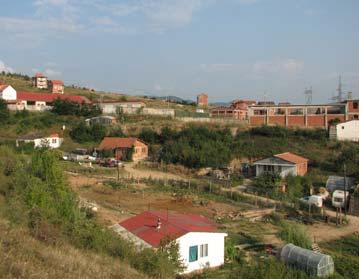 Duke pasur parasyshë vlerën e trojeve dhe sigurinë e banorëve të lagjës, mund të jepet si opsion zëvendësimi i linjave transmetuese me linja kabllovike