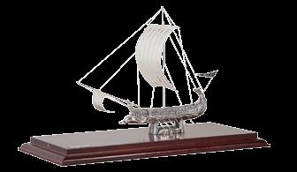 STERLING SILVER MS PASCHALIS COLLECTION SO000001 SO000014 Ασημένια Ελληνική τριήρης από φύλλα αργύρου 925 Χάλκινη Ελληνική τριήρης Size: 19 x 9 x 15 cm Price: 105 00 Size: 19 x 9 x 15 cm Price: 78 00