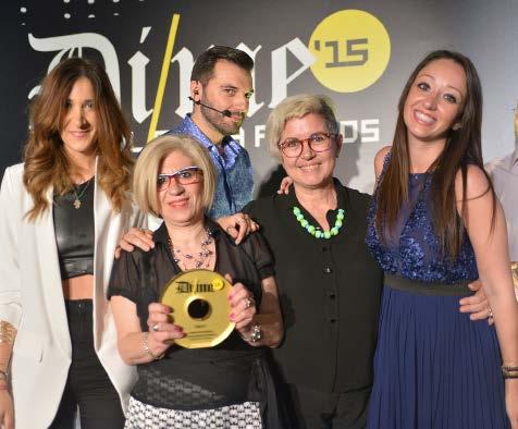 άρθρου. Σε συνεργασία με τη ZenithOptimedia, η Contadd επέλεξε το In-Image format για την καμπάνια της H&M για τη σειρά που υπογράφει ο David Beckham.