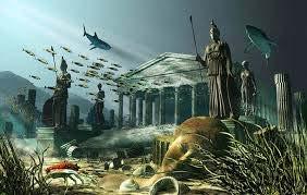 Στην περιγραφή του Πλάτωνα, η Ατλαντίδα, που βρίσκεται «πέρα από τις Ηράκλειες στήλες», ήταν μια ναυτική δύναμη που είχε κατακτήσει πολλά μέρη της δυτικής Ευρώπης και της Λυβικής, περίπου 9.