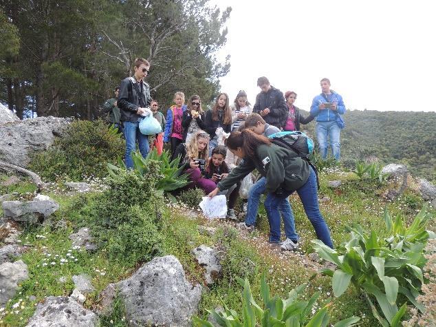 Για την επίτευξη αυτού του σημαντικού στόχου, ο συγκεκριμένος Άξονας Δράσεων περιλαμβάνει την ενημέρωση και ευαισθητοποίηση των κατοίκων του νησιού, αλλά και των επισκεπτών, καθώς και οργανωμένων