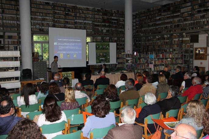 Προς αυτόν τον σκοπό, πραγματοποιούνται ειδικές παρουσιάσεις στο Περιβαλλοντικό Κέντρο του Κούταβου, όπου στεγάζεται ο Φορέας στο Αργοστόλι, στο Περιβαλλοντικό Κέντρο Αίνου, αλλά και στα πέντε