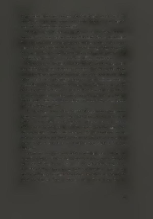 νεκρταφείυ Ακρωτηράκι στην Σίφν από τν. Τσύντα, όπυ τα δάχτυλα τυ αριστερύ χεριύ τυ νεκρύ βρέθηκαν μέσα σε μια κυλινδρική πυξίδα (Τσύντας 18, 74).
