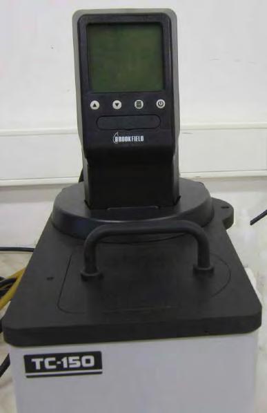 Chapter 4: Viscosity measurements of colloidal silica solutions Figure 4.4 Brookfield TC-150 water bath at the University of Thessaly. Figure 4.5 Connection of water bath to viscometer.
