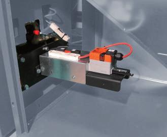 fumes Dispositif pour le nettoyage automatique des tubes pour le passage des fumées Vorrichtung zur automatischen Reinigung der Rohre für den Durchgang von