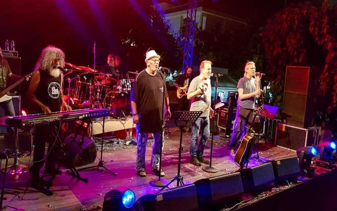 Στιγμιότυπα από τις συναυλίες και τις εκδηλώσεις κατά τη διάρκεια της «Λευκής Νύχτας» στον Δήμο Ιλίου.