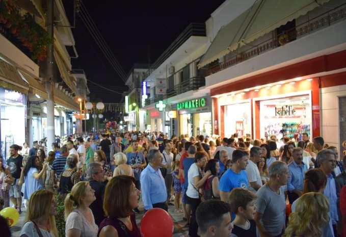 πόλης του Ιλίου, όπου πλημμύρισε από επισκέπτες, οι οποίοι