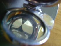 DESCRIEREA LABORATORULUI 37 În rezervorul fix (RF) se află un con orientat cu vârful în jos.