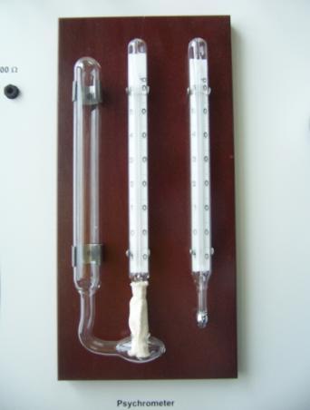 3..1. Psihrometrul Pentru desfăşurarea lucrării se utilizează două tipuri constructive de psihrometre: psihrometrul clasic cu termometru uscat şi termometru umed (aflat pe standul de temperaturi) şi