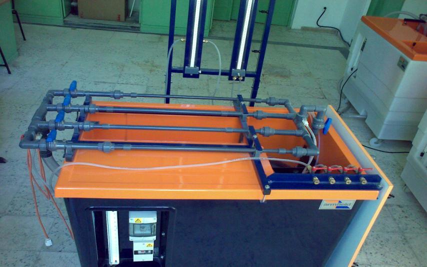 80 MĂSURAREA MĂRIMILOR NEELECTRICE-ÎNDRUMAR DE LABORATOR 6. DETERMINAREA COEFICIENŢILOR DE PIERDERI LINIARE DE PRESIUNE. DISTRIBUŢIA DE DEBITE INTR-O REŢEA DE CONDUCTE 6.1.