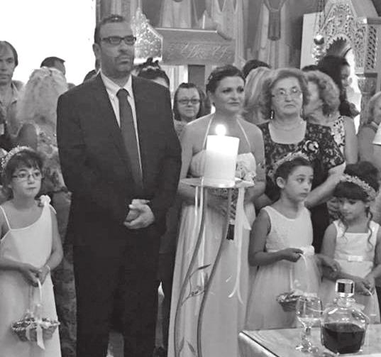 με τους ερμηνευτές των παραδοσιακών ηπειρώτικων τραγουδιών Ανδρέα Τζίμα και τον χωριανό μας Γεώργιο Λαμπρούση (Γάκη Κώτση).