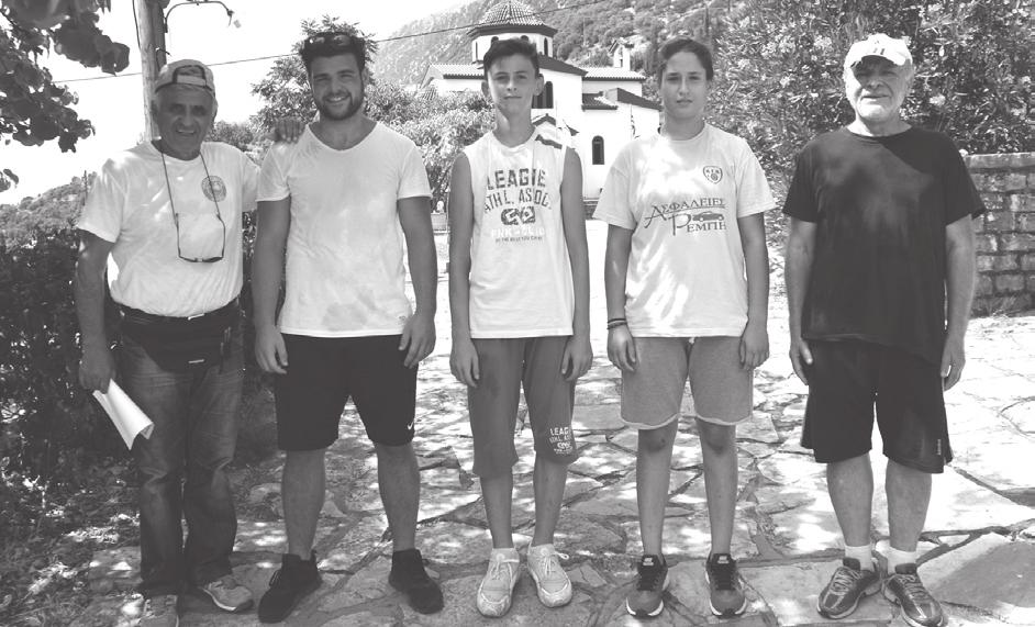 Τζαμουράνης Δημήτριος του Σωτηρίου Η Λαμπρινή Χρήστου-Μπουτοπούλου με τους γιους της Κων/νο και Χρήστο.