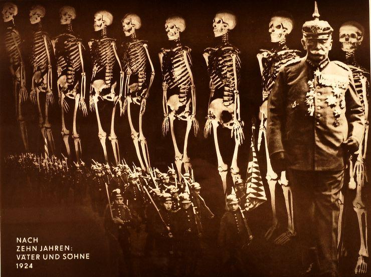 Ντανταϊστές του Βερολίνου είναι ο Richard Hülsenbeck ή Weltdada, ο Raoul Hausmann ή Dadasoph, o John Heartfield ή Dadamonteur, o George Grosz ή Propagandada, ο Johannes Baader ή Oberdada, η Hannah