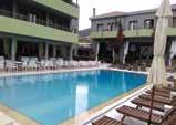 Το Irida Hotel απέχει λιγότερο από 1χλμ. από τη Χώρα της Σκιάθου και προσφέρει δωμάτια με μπαλκόνι και θέα σ Παραλία Μεγάλη Άμμος.