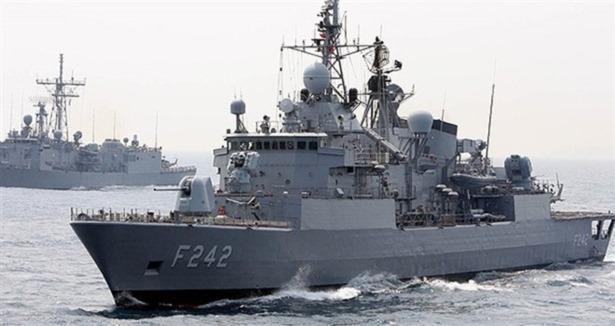 ΤΟ ΠΛΟΙΟ ΩΣ ΜΕΣΟ ΠΟΛΕΜΟΥ Γενικά το πολεμικό πλοίο αποτελεί από την αρχαιότητα μέχρι και σήμερα το κατεξοχήν όπλο - μέσον του κατά θάλασσα πολέμου.