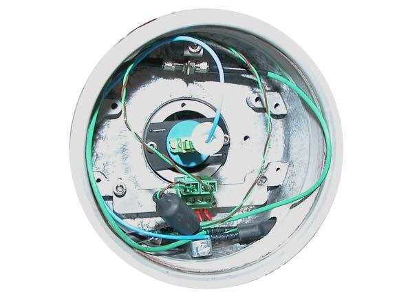 4.2 Conectarea senzorilor Conectarea senzorului transmiţător Instalaţi cablurile, cablul de conectare hibrid şi conectare senzor la senzorul transmiţător, conform figurii de mai jos.