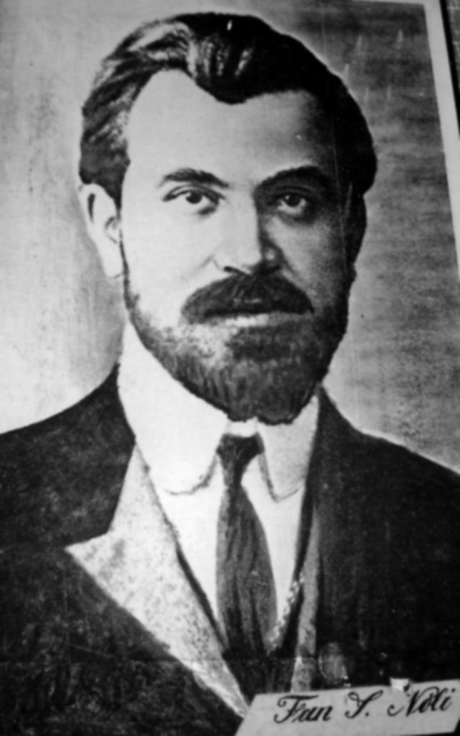 Ο Φαν Νόλι στη