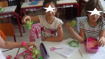 Ταυτόχρονα, η δασκάλα παρουσίασε στα παιδιά αποσπάσματα από την ταινία κινουμένων σχεδίων «Οι περιπέτειες του Σάμμυ». Κάθε απόσπασμα διαπραγματευόταν και μία διαφορετική ημέρα στο ημερολόγιό τους.