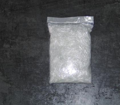 1%) Druh výrobku: Alkalicky rezistentné sklenené vlákna. AR sklenené vlákna sa pridajú do už zamiešanej ARDEX K 80 a ARDEX K 15 a krátko premiešajú. Neobmedzuje paropriepustnosť.