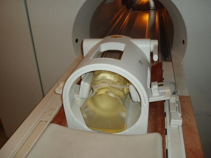 MRI image Phantom MRI http://en.wikipedia.
