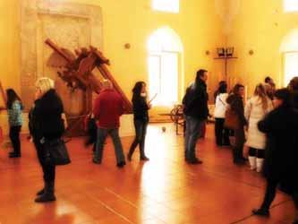 Μια ευκαιρία να περιηγηθούμε και να «δούμε» από κοντά τα μεγαλοπρεπή