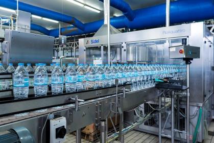Παραγωγική δυναμικότητα ανά προϊόν Φιάλες PET: 111.000 φιάλες φυσικό μεταλλικό νερό ΖΑΓΟΡΙ ανά 1 ώρα Γυάλινες φιάλες: 8.