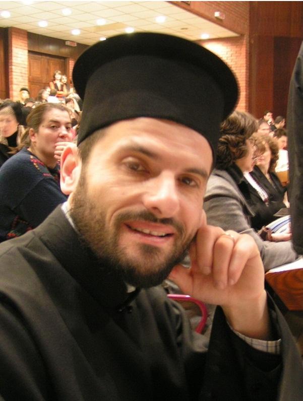 јереј Драган Поповић Крагујевац, 21. март 2012. године Православна Црква свој идентитет (биће, постојање) црпи из Свете Евхаристије. Ништа није очиглединије од тога[1].