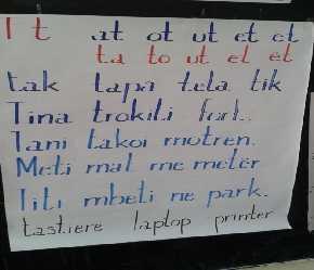 Artani e Teuta kanë kompjuter të ri Shtatë fjalë Së bashku analizojmë fjalinë duke e ndarë edhe në rrokje.