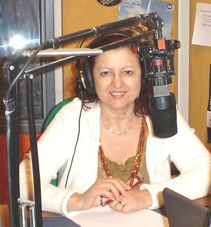RADIOSTACIONI 104.4 FM Bardha Mançe : Zoti Lorenc, Shkolla Shqiptare e Athinës festoi 4 vjetorin e krijimit te saj para pak kohe.