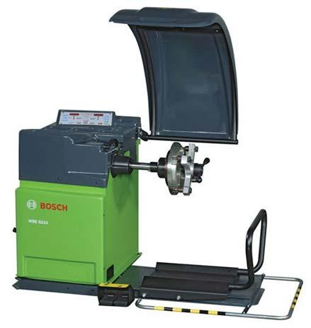PNEUSERVIS nákladný Elektronická vyvažovačka kolies BOSCH WBE 5210 Mikroprocesorová vyvažovačka pre úžitkové aj osobné vozidlá. Kolesá do hmotnosti 200 kg, priemeru 1200 mm a šírky 508 mm.