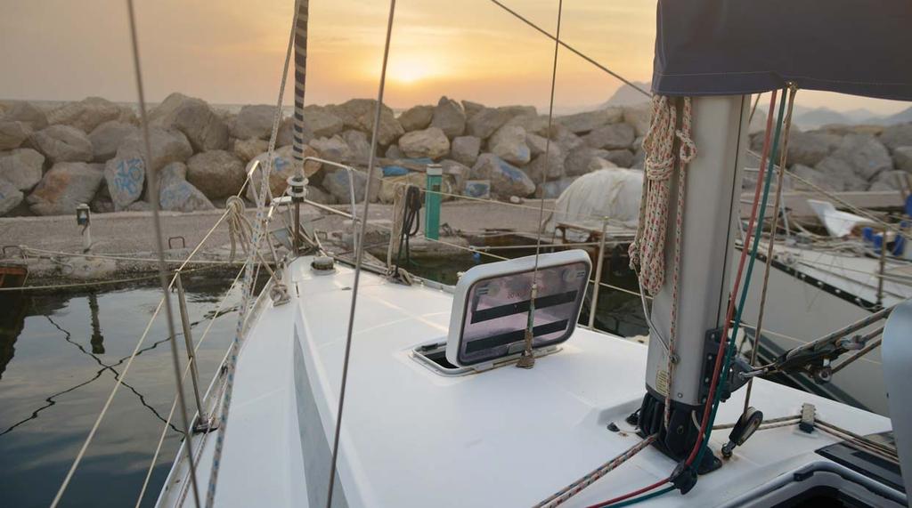 BENETEAU 320 Verde Mare Ionian Sails Beneteau Oceanis 320, Prices 2017 The Beneteau Oceanis 320 yaght can accommodate 5 people.