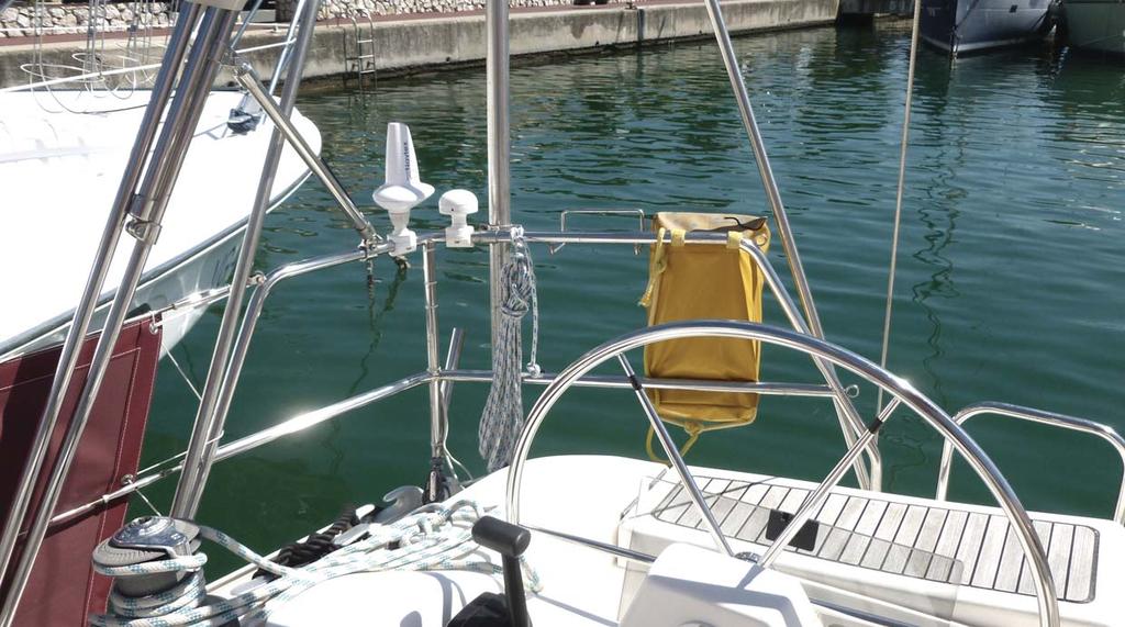 DUFOUR GIBSEA 43 Verde Mare Ionian Sails Dufour Gibsea 43, Prices 2017 Beautiful in appearance, pleasant to travel. It has 4 independent cabins, 2 comfortable bathrooms and a spacious lounge.