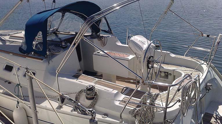 JEANNEAU 37 Για να νοικιάσετε ένα ιστιοπλοϊκό πρέπει να διαθέτετε έγκυρο και αναγνωρισμένο δίπλωμα ανοιχτής θαλάσσης (ιστιοπλοΐας) και να έχετε εμπειρία από χειρισμό παρόμοιου