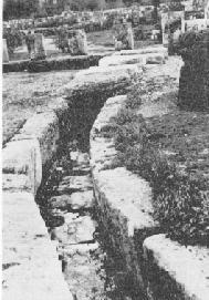 την κατάντη πεδιάδα