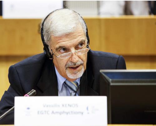υπάρχει Κανονισμός και πρέπει να περάσουμε στην επόμενη φάση για την αξιοποίηση των ευκαιριών που δίνονται από αυτόν. Στη συνέχεια, το λόγο πήρε ο Διευθυντής του ΕΟΕΣ ΑΜΦΙΚΤΥΟΝΙΑ, κ.