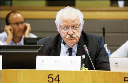 Στη συνέχεια, ο εκπρόσωπος του ΕΟΕΣ Εύξεινη Πόλη, κ. Νικόλαος Κρημνιανιώτης, απηύθυνε δύο ερωτήματα προς τον κ. Α.
