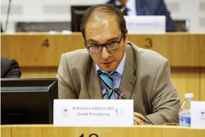 για την υλοποίηση προγραμμάτων εδαφικής συνεργασίας, ο κ.