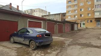 Se poate observa ca autoturismele nu sunt parcate tot timpul in garaj, astfel ca