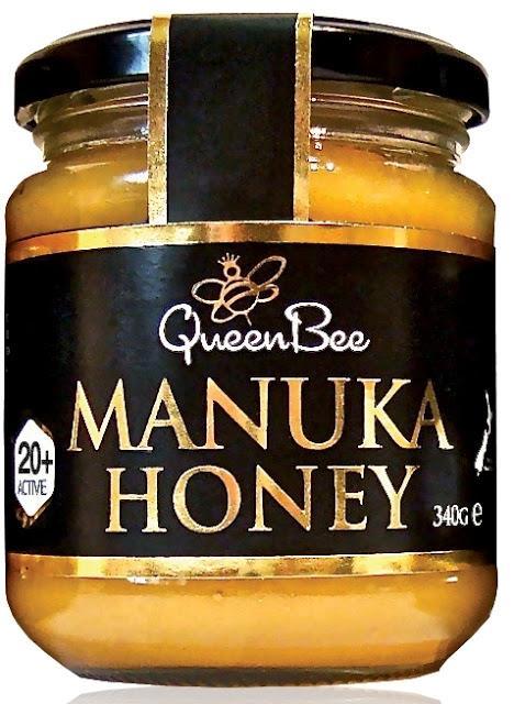 Συνεπώς, το μέλι Manuka θεωρείται πως βοηθά στην καταπολέμηση βακτηριακών